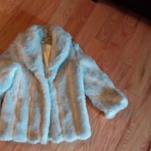 Chic Faux Fur Teddy Jacket - Cream